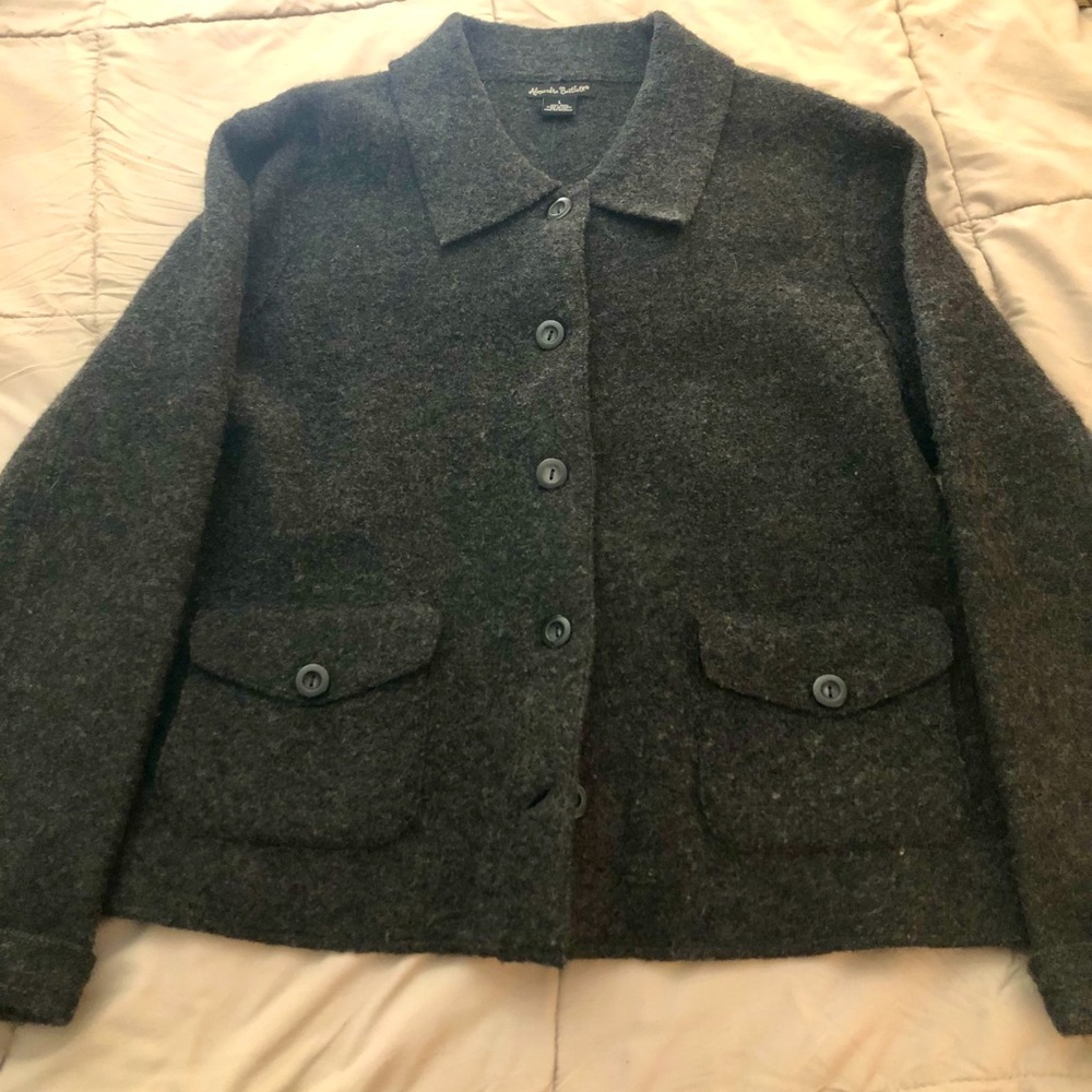 Size L Alexandra Bartlett thin sweater coat